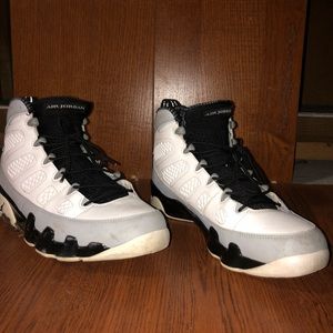Jordan 9 Retro